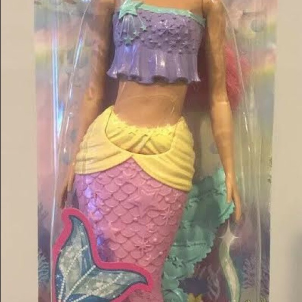 Barbie dolls Dreamtopia Mermaid Doll - Picture 4 of 7